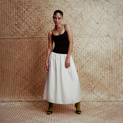 设计感拼接A字裙缎面吊带连衣裙