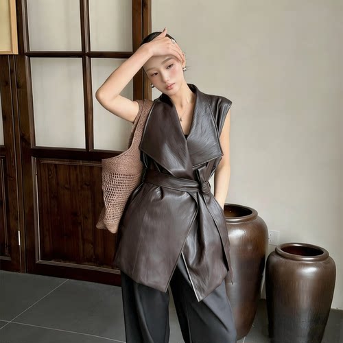 TARU春秋真皮感PU皮显瘦马甲