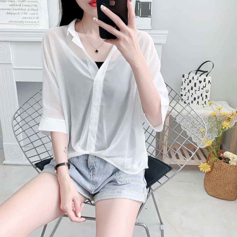 白色雪纺衬衫女夏装2021新款设计感小众洋气短袖上衣V领气质小衫|ruв категории Женская одежда, кружева свитер/шифон рубашка - от Buy2taobao.com для оказания профессиональной услуги покупки агента Taobao