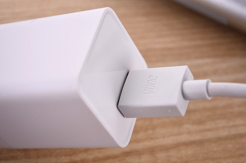 chargeur OPPO pour téléphones OPPO - Ref 1293801 Image 1