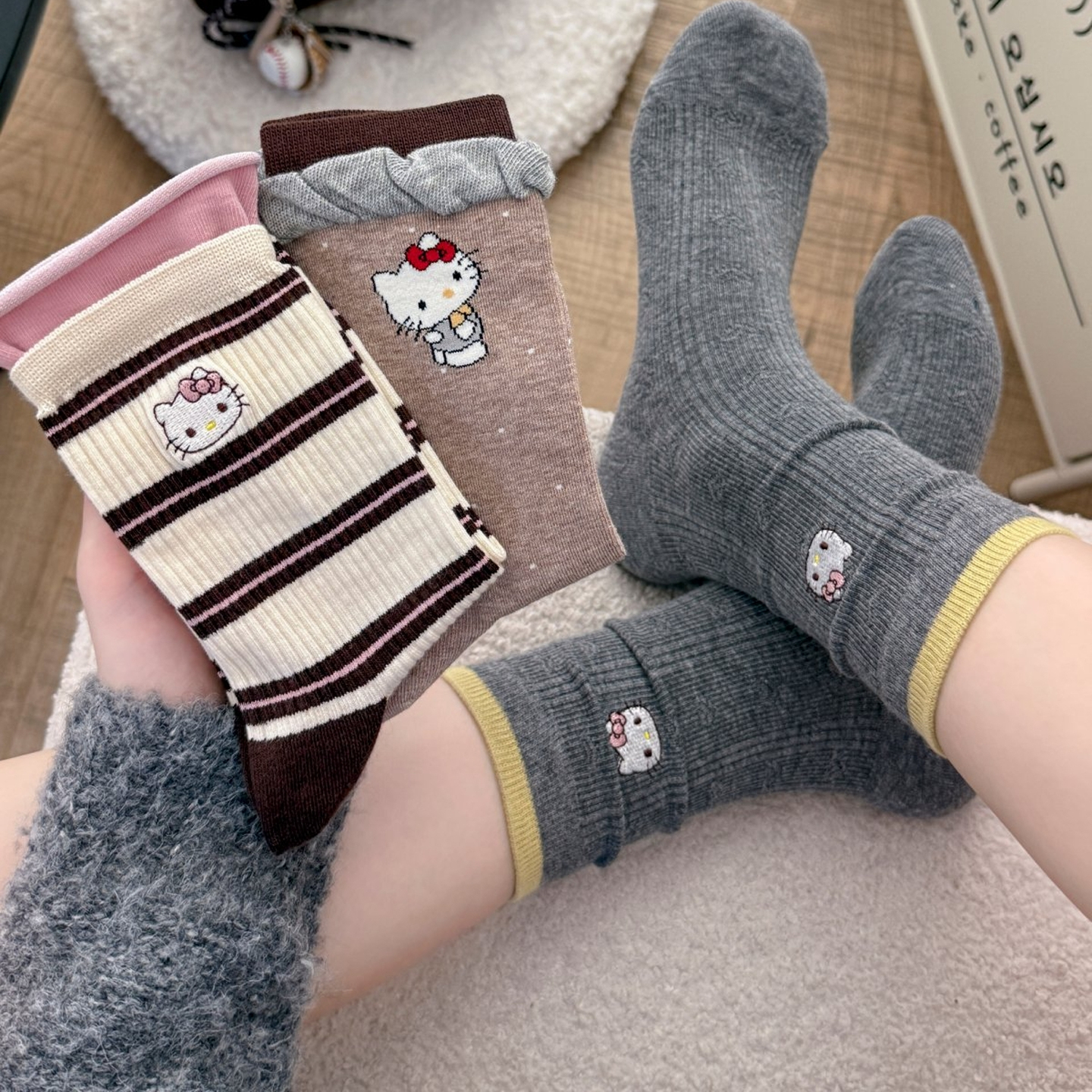 HelloKitty女袜中筒袜春秋款