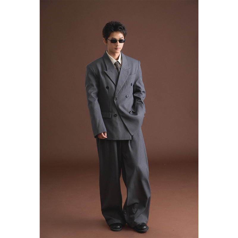 何记港风复古双排扣休闲西服