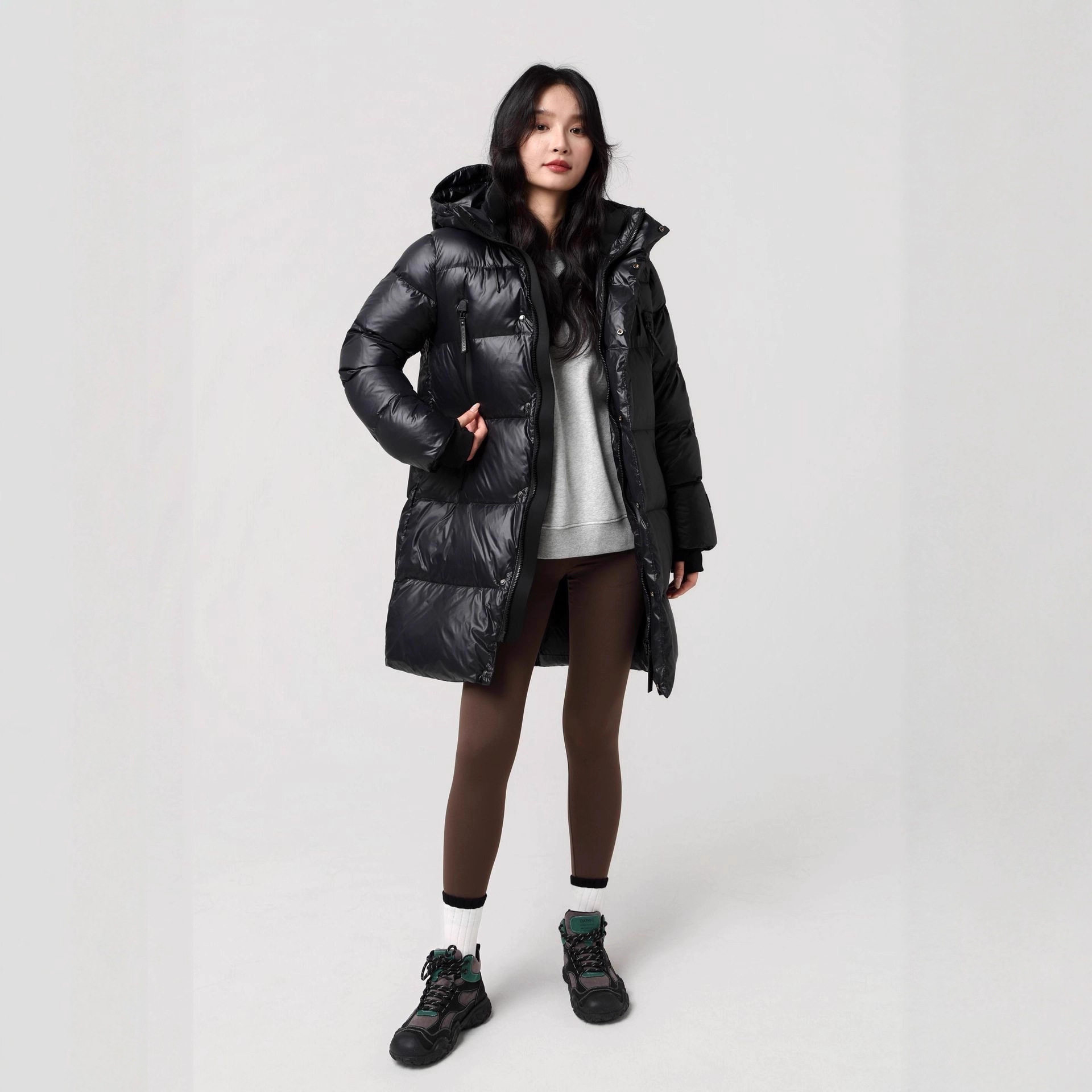 2025新款黑金鹅绒服先锋30六格高端中长款羽绒服女冬季小个子