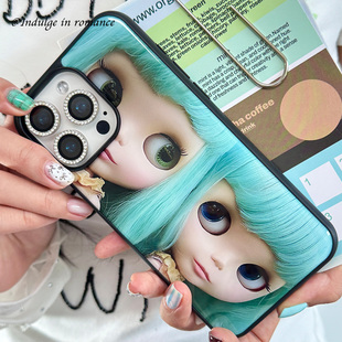 趣味怪诞绿发Blythe娃娃少女艺术可爱日韩古早适用iphone17promax亚克力壳苹果16plus/1516pro手机壳