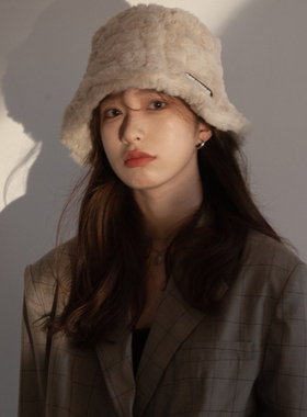 日本INS帽子女秋冬毛绒渔夫帽显脸小日系百搭保暖护耳水桶盆帽