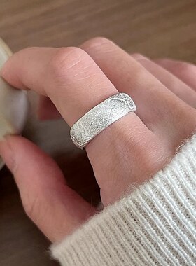 轻奢爱心戒指女素圈精致百搭叠戴哑光开口指环ins风小众食指戒潮