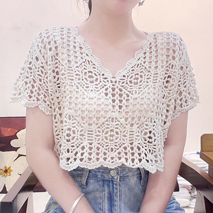 甜辣风让短款小衫针织上衣度假旅拍镂空外罩衫露脐女生防晒衫外搭