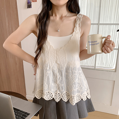 夏季减龄V领针织钩花吊带背心