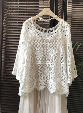 2025春夏新款蕾丝长袖镂空网衫刺绣时尚罩衫沙滩度假女披肩防晒衣