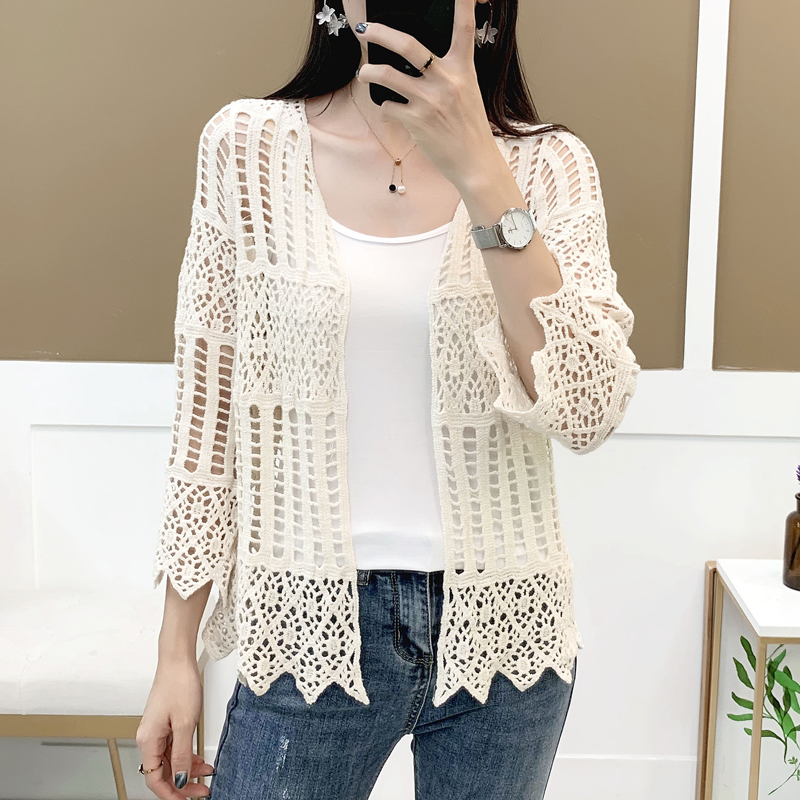 蕾丝仙女小外套披肩配吊带裙子