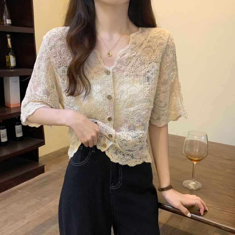夏季仙女风蕾丝V领防晒开衫