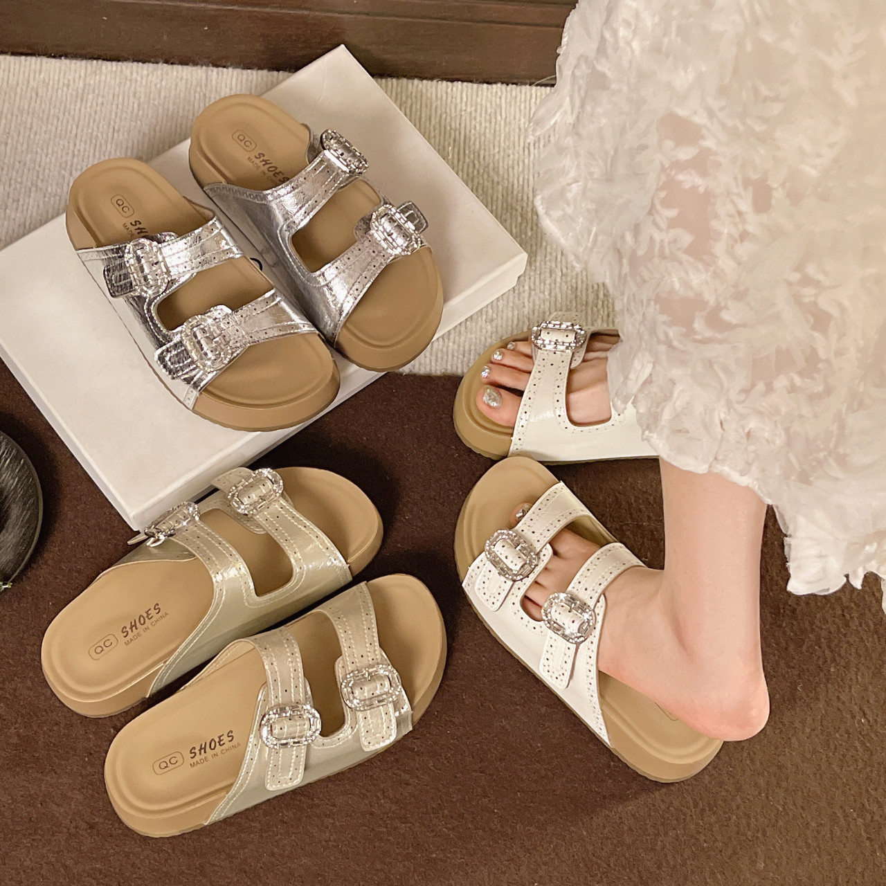 松糕厚底双扣带一字拖女夏2026新款外穿配裙子休闲度假沙滩凉拖鞋
