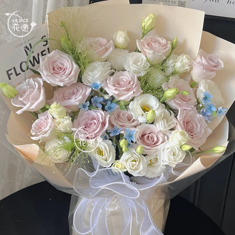 曼塔玫瑰洋桔梗混搭花束