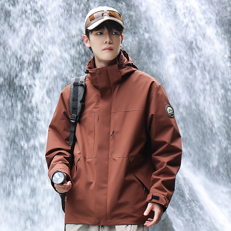 秋冬季冲锋衣男款三合一加绒保暖外套女防风防水冬季防寒登山棉服