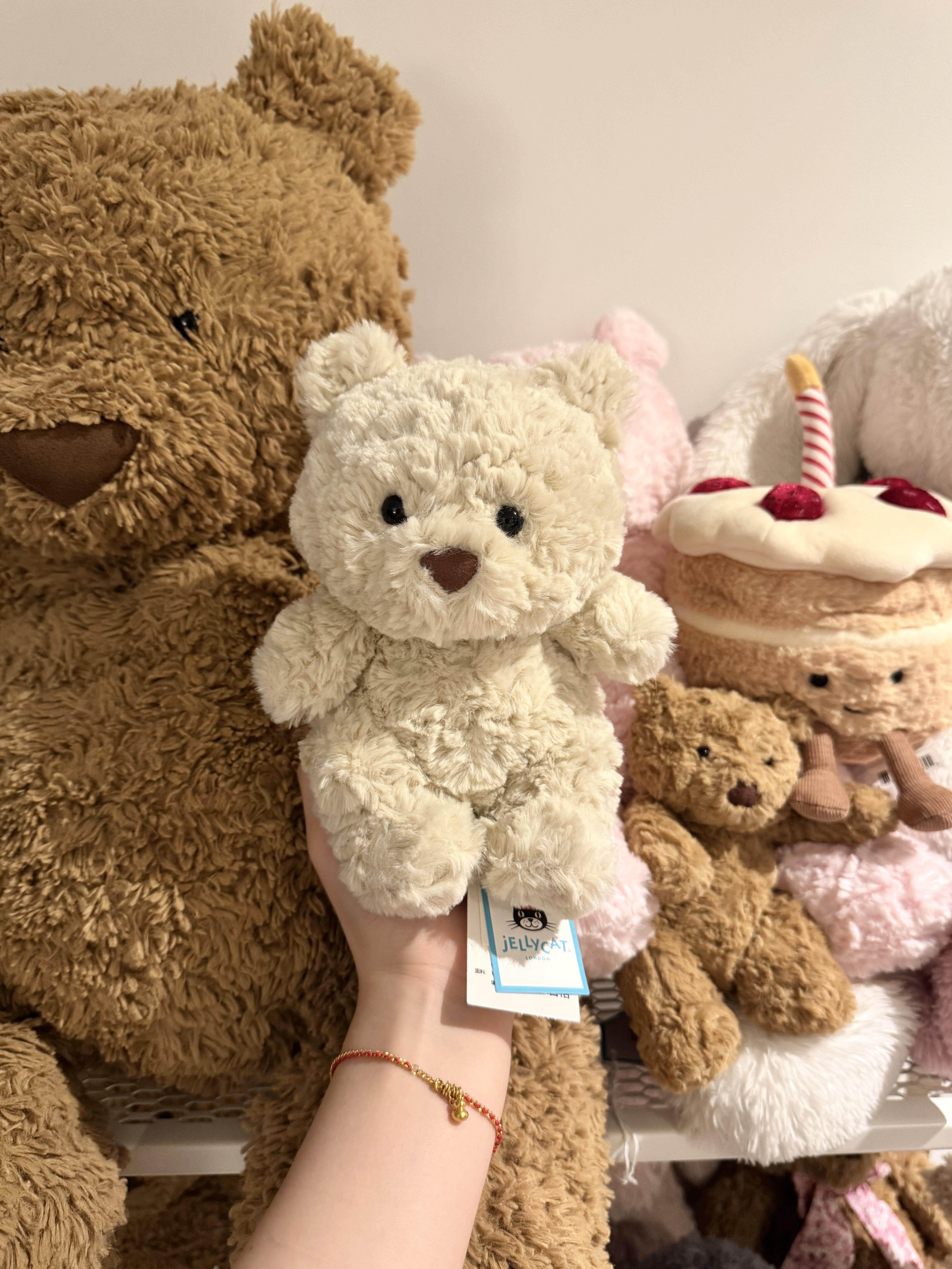 百补英国Jellycat巴塞罗熊崽小熊