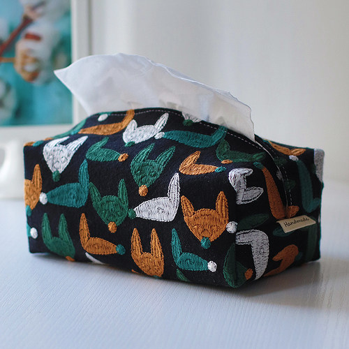 Handmade原创刺绣狐狸布艺纸巾套车载抽纸盒桌面餐厅客厅家用商用