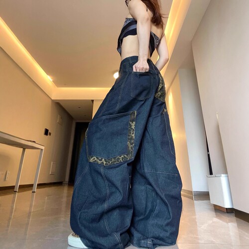 大口袋豹纹拼接宽松阔腿牛仔裤女秋季深蓝色美式高街复古弯刀裤子