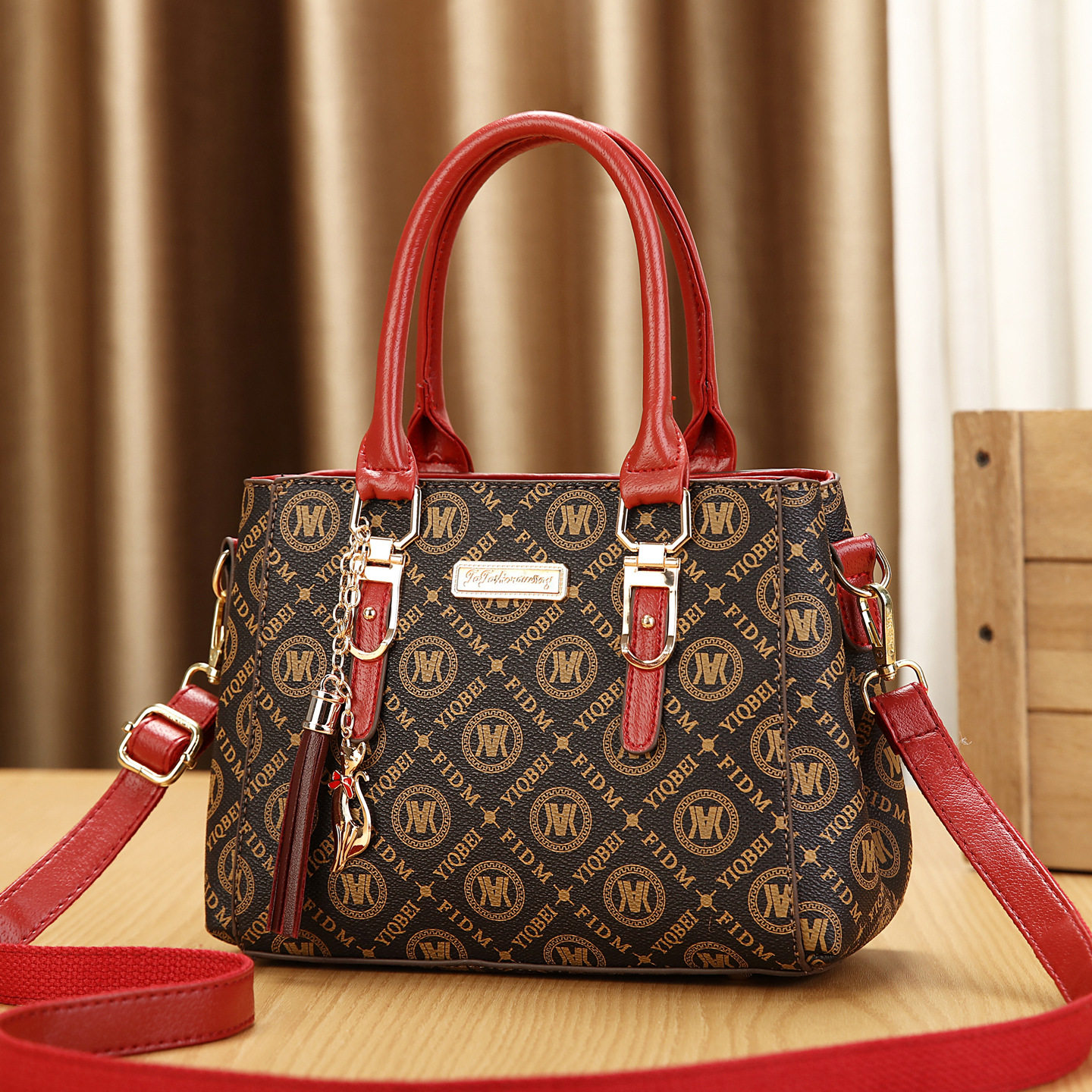 包包女冬季女士高级感上班手提小拎包2025新款潮时尚单肩斜挎小包,箱包皮具/热销女包/男包,时尚帆布包,淘宝优惠券,粉丝福利购,淘宝优惠卷