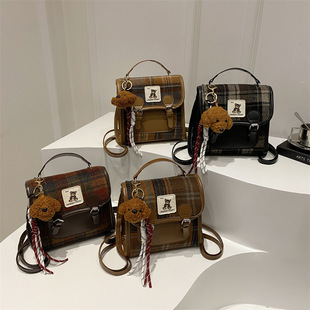 今年流行小众格子包包2024新款秋冬季百搭女双肩后背包多用斜挎包