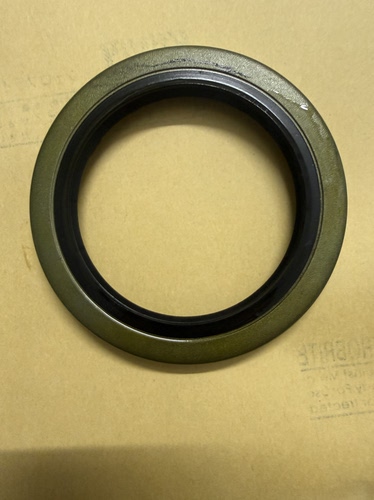 AA8098F 90311-62001/62002/62007 尺寸 62X85X8/17mm 后轮内油封