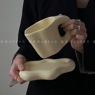 岸梵*北欧风纯色云朵麻点杯盘简约小众陶瓷杯盘茶杯牛奶杯咖啡杯