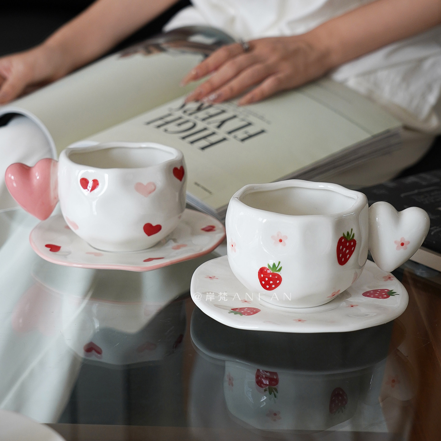 岸梵创意手绘草莓咖啡杯碟套装高颜值家用拿铁杯陶瓷杯下午茶水杯