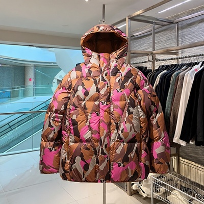 安踏凯里欧文防泼水羽绒服