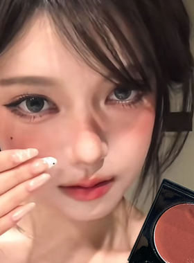 红攻淡颜焊脸！多用膏恰似氛围感神器水光肌质感嫩到发光自带滤镜