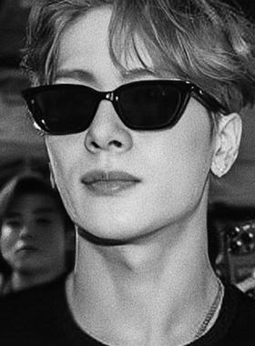 王嘉尔同款gm墨镜男款潮痞帅复古高级感猫眼太阳眼镜偏光网红小框