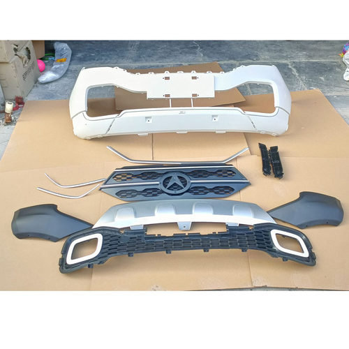 丽驰V7前保险杠上中网下中网亮条