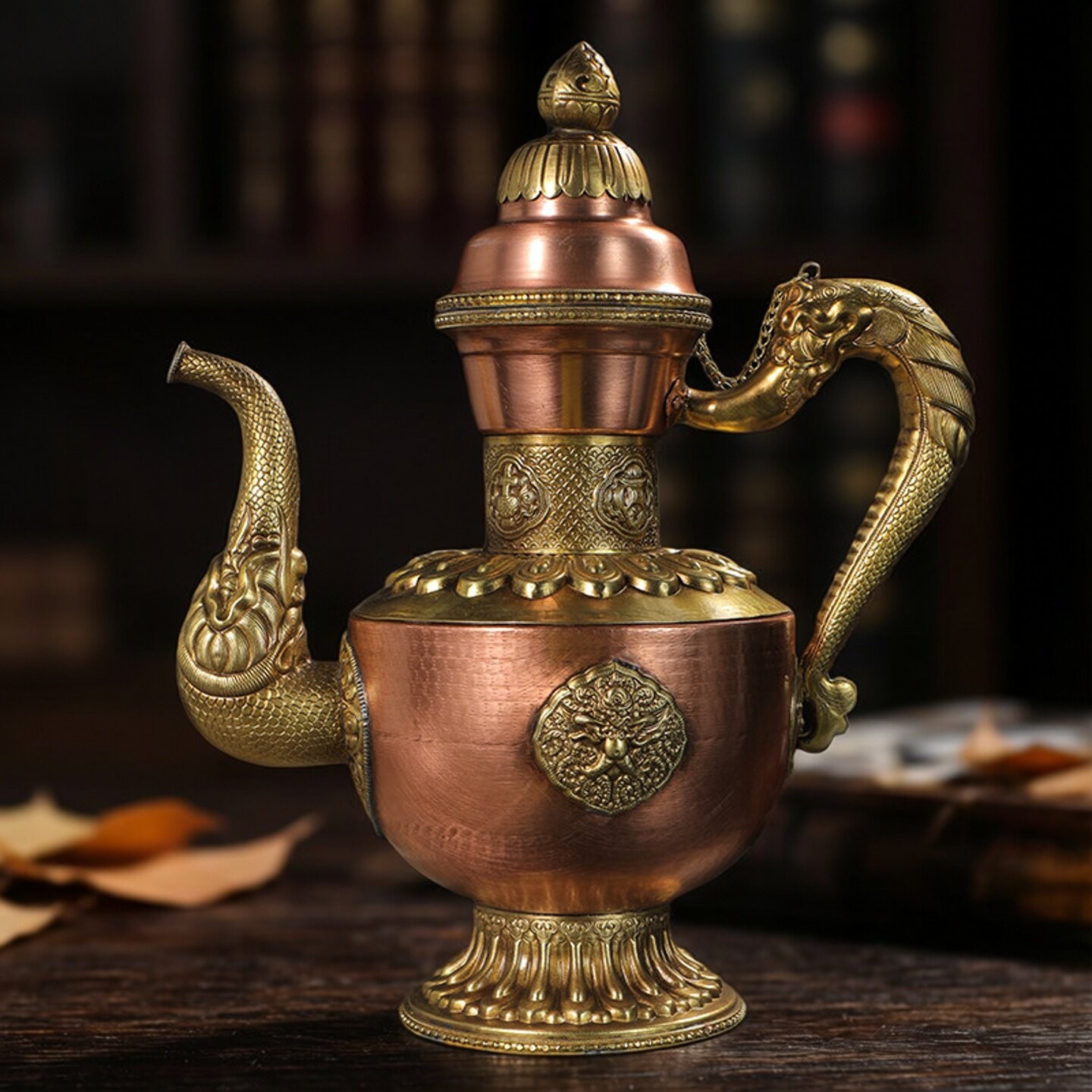 藏式铜器吉祥敬水壶龙把手八吉祥金翅大鹏鸟供水壶酥油茶壶摆件