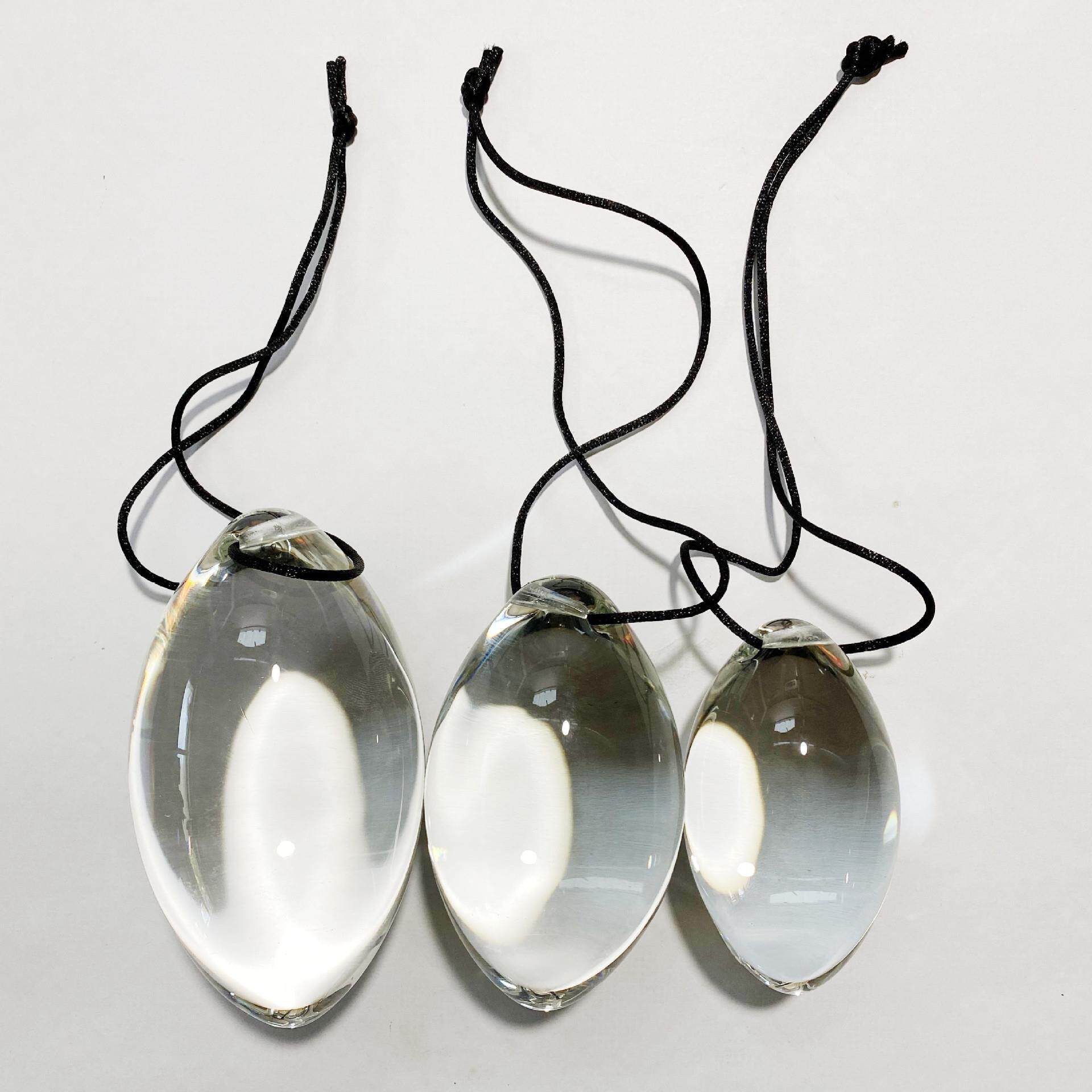 A glass-made anus used as a masturbation toy