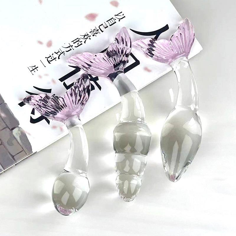 A glass-made anus used as a masturbation toy