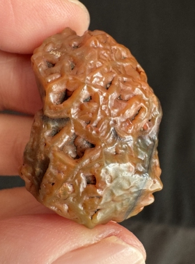3.4x2.2x1.3cm地表油润红筋脉 天然阿拉善戈壁玛瑙原石-4955