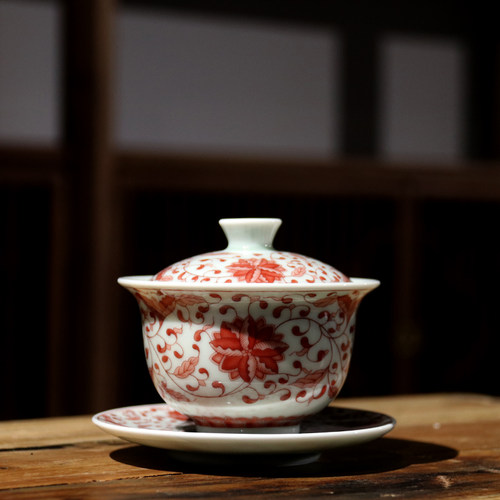 矾红缠枝莲盖碗茶杯大号青花瓷敬茶碗陶瓷复古三才杯中式泡茶器