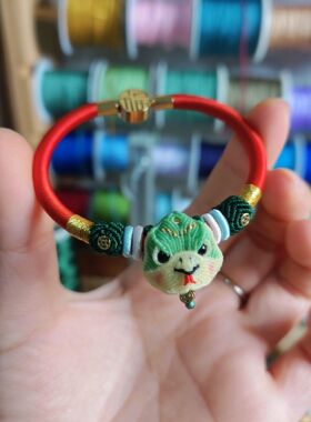 蛇年本命年新款小奶蛇手绳精编男女款纯手工灵蛇复古配色手环生肖