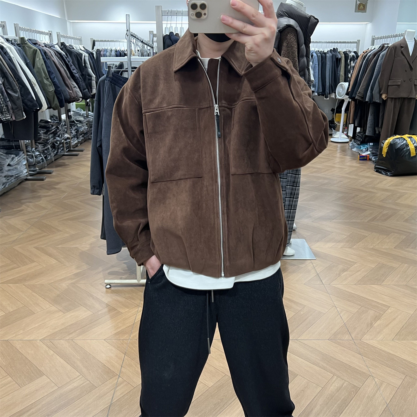 老钱风翻领麂皮绒羽绒服保暖外套