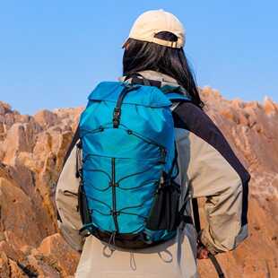 登山包大容量30L旅行包双肩包女户外运动徒步轻便旅游背包男书包