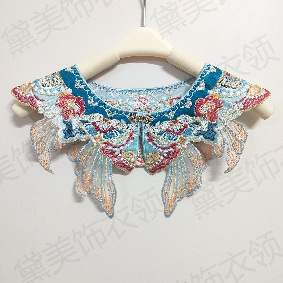 蓝红色云肩中式马面裙汉服配饰硕士学士服男女通用民族风刺绣披肩