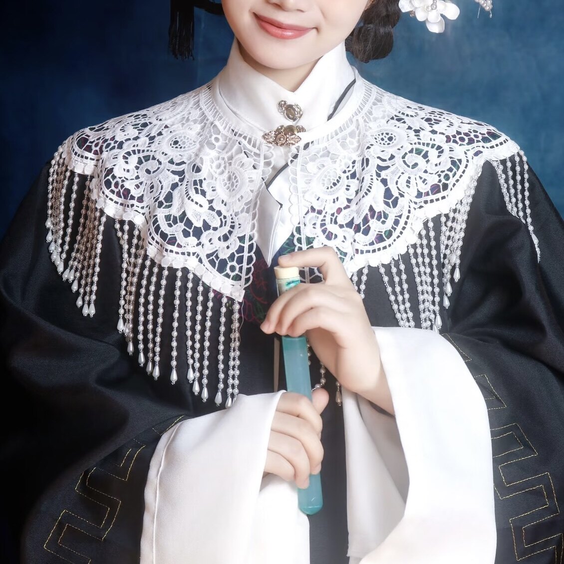 毕业云肩新中式蕾丝珍珠流苏百搭旗袍汉服硕士学士服拍照古风披肩