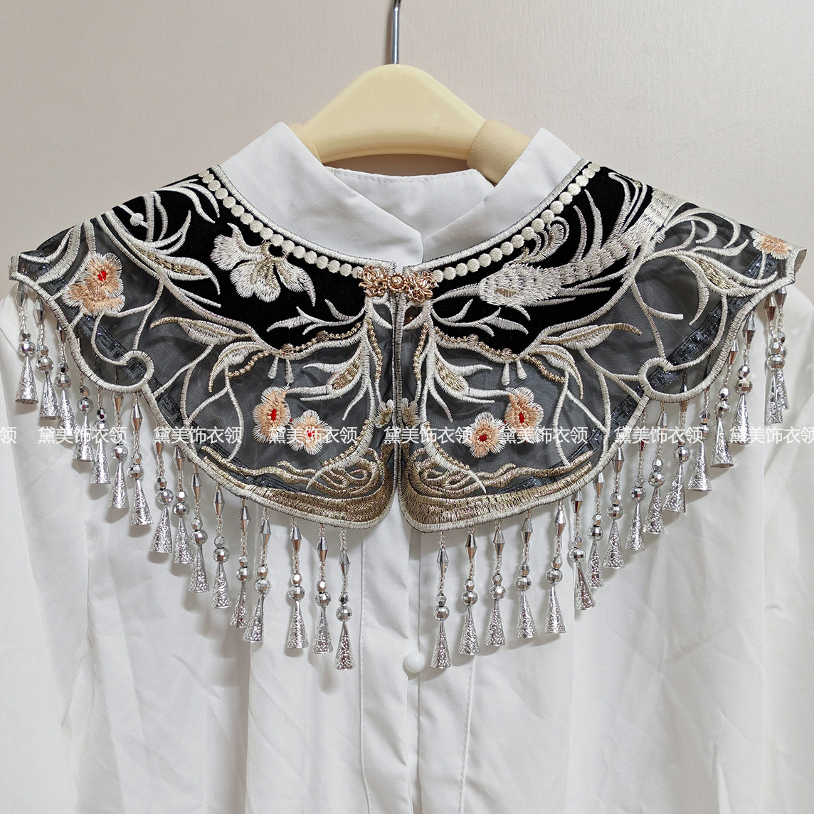 马面裙云肩配饰苗族刺绣流苏新中式旗袍汉服演出学士服白衬衫披肩