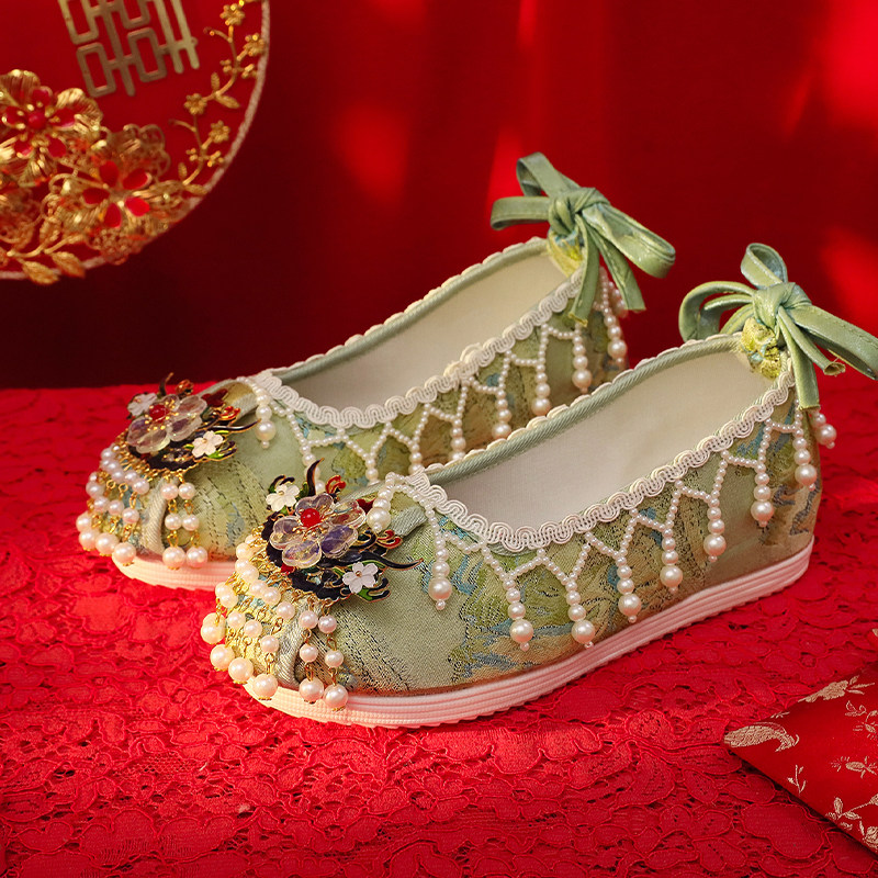 现货绣禾缘汉服鞋手工串珠内增高布鞋古装秀禾婚鞋绿色明制中式