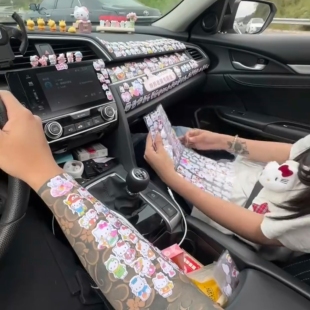 小红书同款 饰泡泡贴纸可爱凯蒂猫美乐蒂创意立体奖励贴画卡通 装