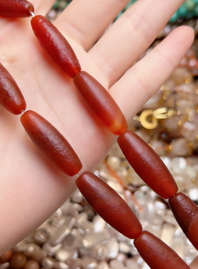 G214。28*10mm天然老玛瑙天珠一条