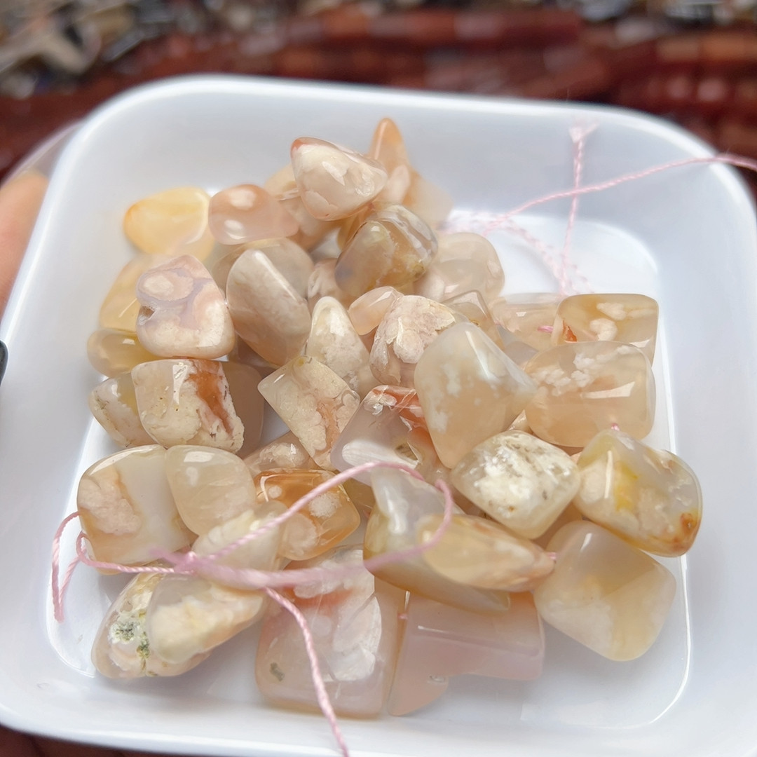 C516 处理天然粉樱花玛瑙随形一条,饰品/流行首饰/时尚饰品新,其他DIY饰品配件,淘宝优惠券,粉丝福利购,淘宝优惠卷