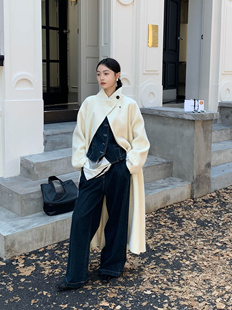 2025秋冬新款 高端显瘦羊毛外套 设计感立领单排扣双面羊毛大衣长款