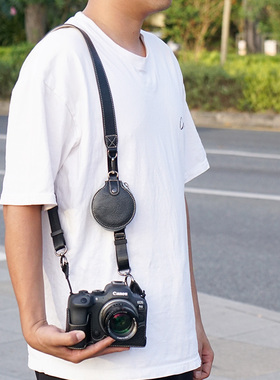 适用佳能EOS R5相机包R63代保护套R8复古底座R6二代收纳包RP肩带