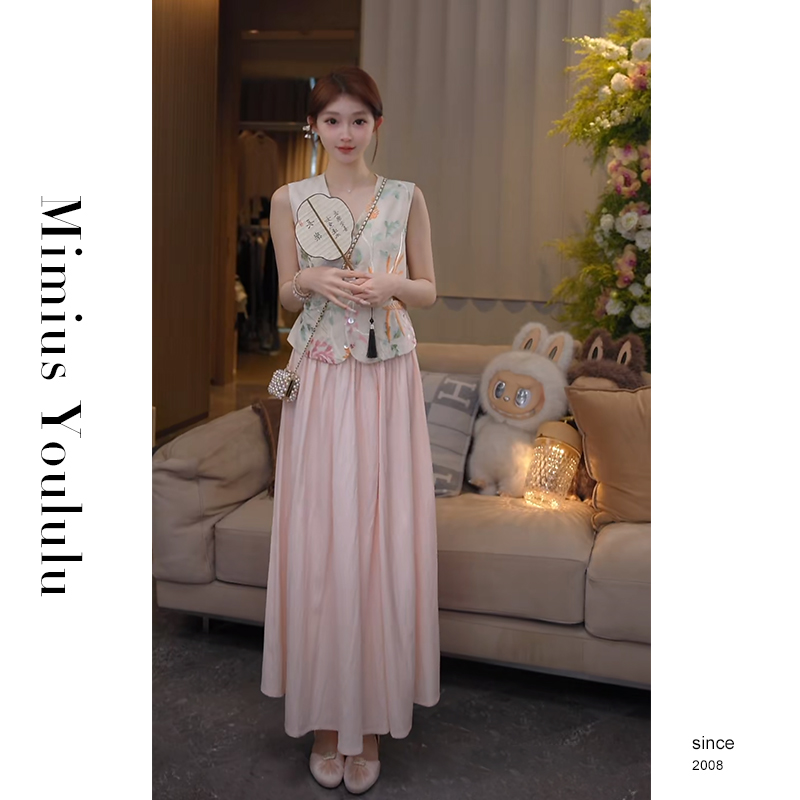 【mimius】游鹿鹿 奢感重工定制刺绣马甲背心+半身裙（后松紧腰）