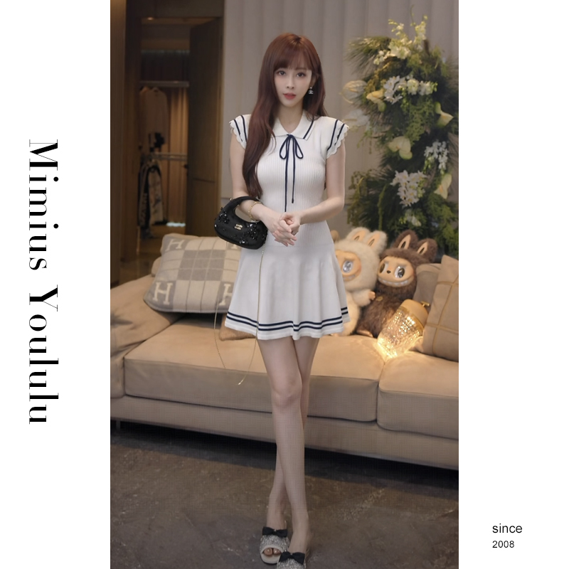 【mimius】游鹿鹿 学院海军风系带软糯针织连衣裙 WG05058