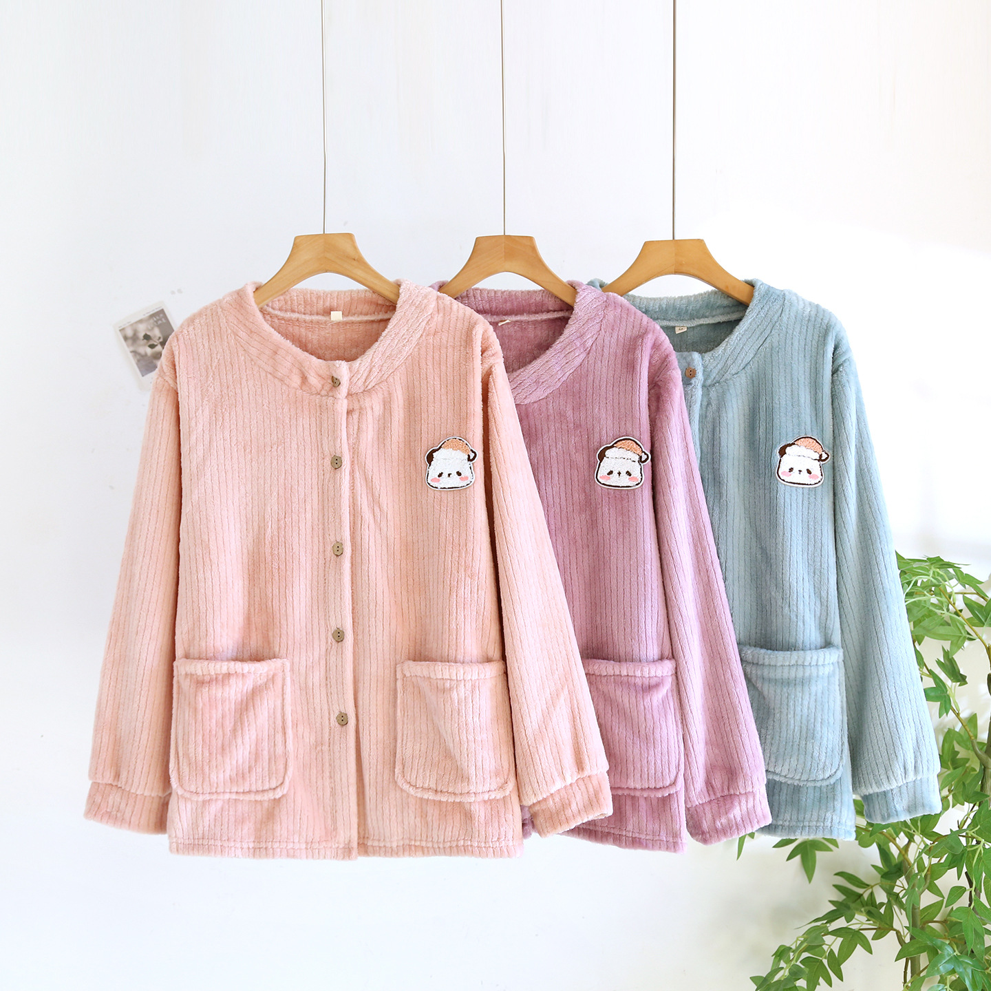 珊瑚绒睡衣女秋冬季单上衣加厚加绒暖暖冬天法兰绒保暖家居服外穿